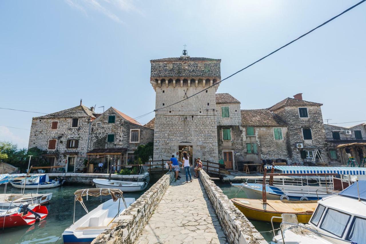 Kike Apartment Kaštela Eksteriør billede
